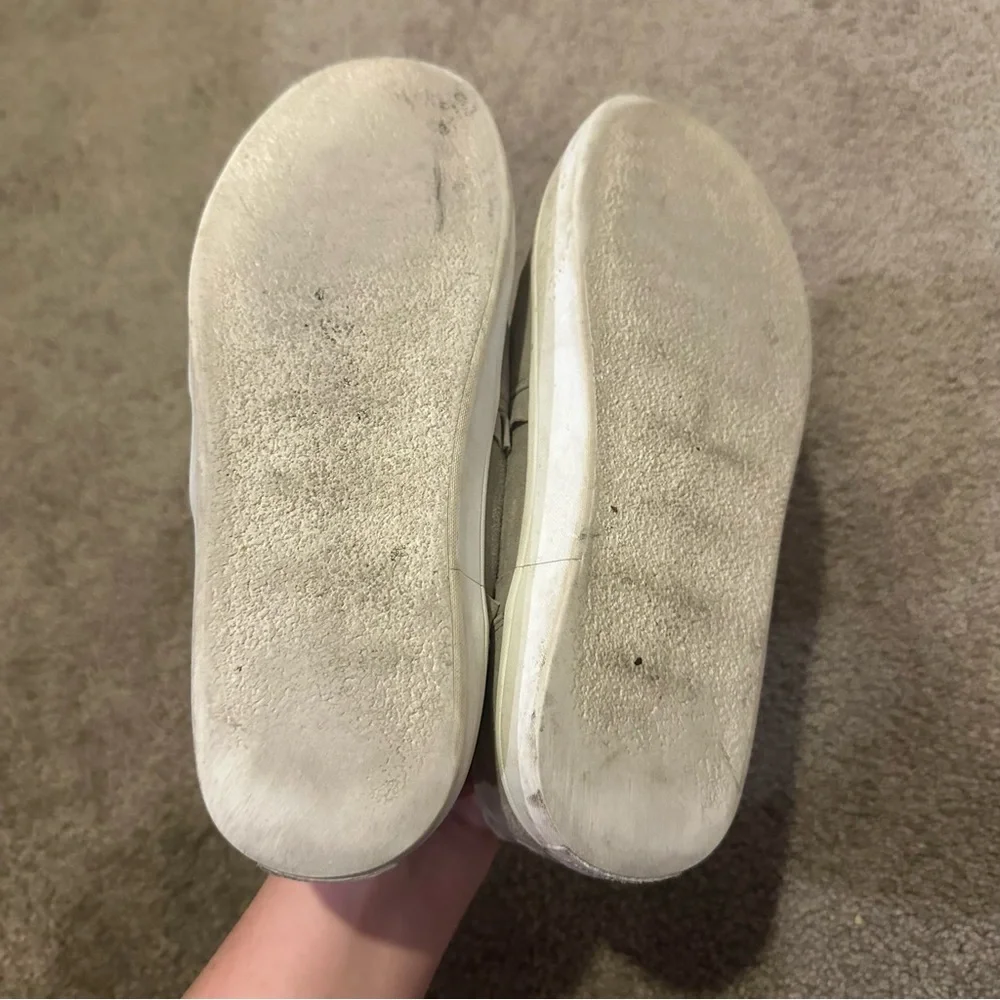 Kate Spade Lillie Gray Suede Slip On Sneaker Ruffle